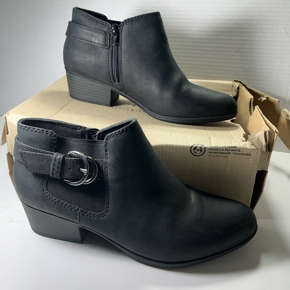 Clarks Women's Adreena Field Ankle Boot - Picture 10 of 11